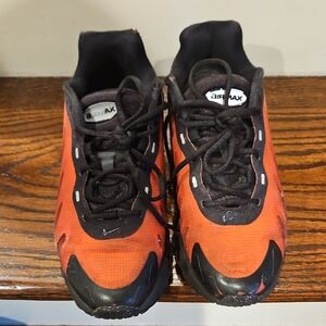 Nike Kids Sneakers - Red and Black